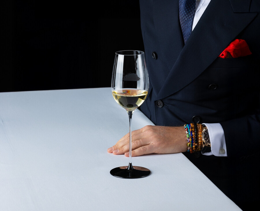 riedel fatto a mano black tie riesling